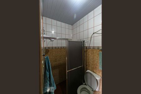 Casa à venda com 310m², 2 quartos e 3 vagasBanheiro 2