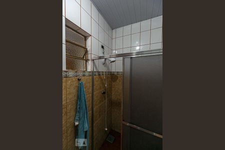 Casa à venda com 310m², 2 quartos e 3 vagasBanheiro 2