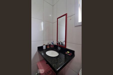 Banheiro de apartamento para alugar com 2 quartos, 50m² em Parque Novo Oratório, Santo André