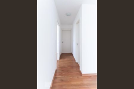 Apartamento à venda com 61m², 2 quartos e 2 vagasCorredor