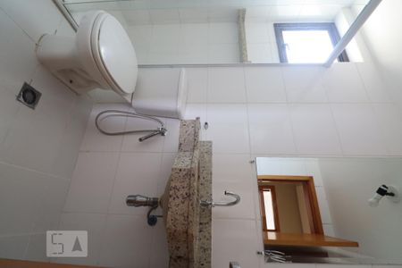 Apartamento para alugar com 70m², 2 quartos e 2 vagasBanheiro