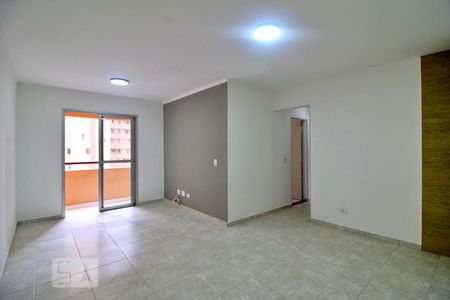Sala de apartamento para alugar com 3 quartos, 75m² em Camilópolis, Santo André
