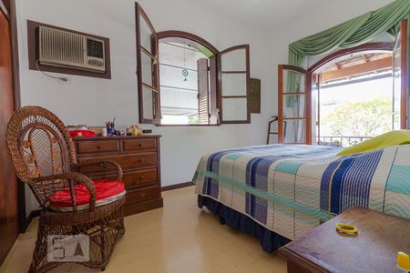 Casa à venda com 292m², 3 quartos e 5 vagasQuarto 2