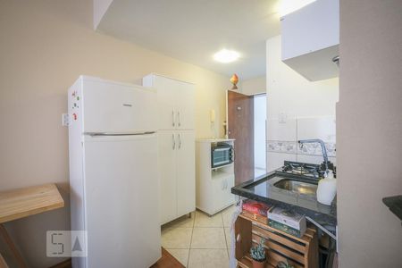Cozinha de apartamento para alugar com 1 quarto, 39m² em Centro, Curitiba