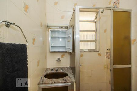 Banheiro de apartamento para alugar com 1 quarto, 65m² em Copacabana, Rio de Janeiro
