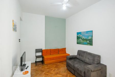 Sala de apartamento para alugar com 1 quarto, 65m² em Copacabana, Rio de Janeiro