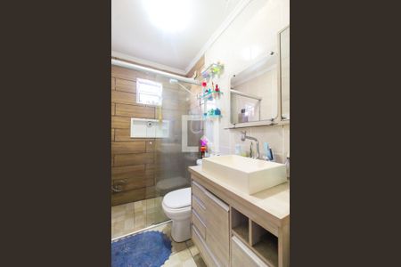 Casa à venda com 240m², 4 quartos e 3 vagasBanheiro 2