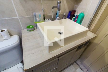 Casa à venda com 240m², 4 quartos e 3 vagasBanheiro 2