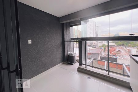 Varanda de kitnet/studio para alugar com 1 quarto, 31m² em Indianópolis, São Paulo