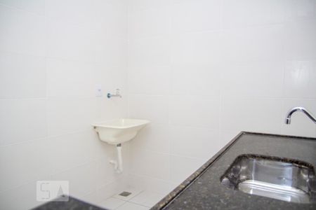 Cozinha de apartamento para alugar com 1 quarto, 30m² em Centro, São Gonçalo