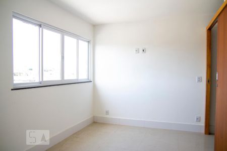 Quarto de apartamento para alugar com 1 quarto, 30m² em Centro, São Gonçalo