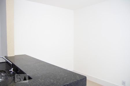Sala de apartamento para alugar com 1 quarto, 30m² em Centro, São Gonçalo
