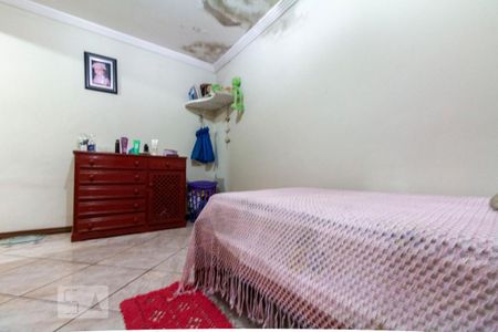 Casa à venda com 180m², 3 quartos e 4 vagas Casa à venda com 180m², 3 quartos e 4 vagasQuarto 2
