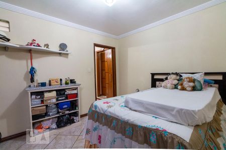 Casa à venda com 180m², 3 quartos e 4 vagas Casa à venda com 180m², 3 quartos e 4 vagasQuarto 1