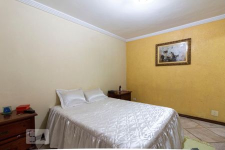 Casa à venda com 180m², 3 quartos e 4 vagas Casa à venda com 180m², 3 quartos e 4 vagasQuarto 3