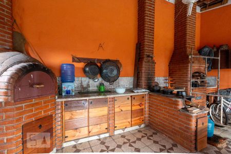 Casa à venda com 180m², 3 quartos e 4 vagas Casa à venda com 180m², 3 quartos e 4 vagasÁrea Gourmet