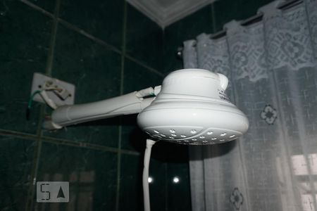 Casa à venda com 181m², 3 quartos e 2 vagasBanheiro 1