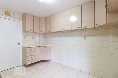 Apartamento à venda com 90m², 2 quartos e 1 vagaCozinha