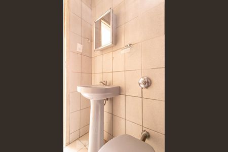 Apartamento à venda com 60m², 2 quartos e sem vaga Apartamento à venda com 60m², 2 quartos e sem vagaBanheiro