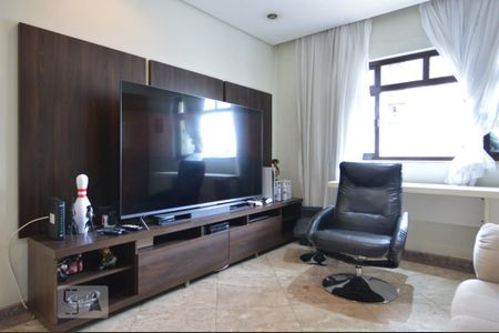 Casa à venda com 870m², 8 quartos e 8 vagasCobertura