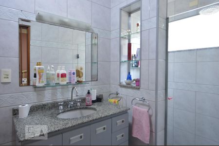 Banheiro da suite 1 de casa à venda com 8 quartos, 870m² em Chácara Santo Antônio (zona Leste), São Paulo