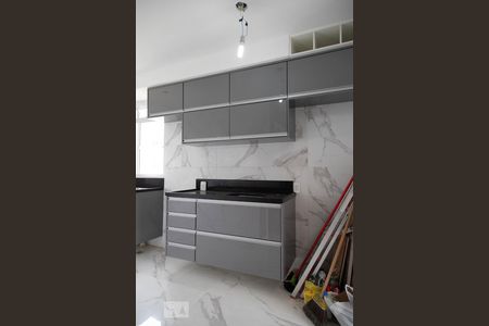 Apartamento para alugar com 45m², 2 quartos e 1 vaga Apartamento para alugar com 45m², 2 quartos e 1 vagaCozinha e área de serviço