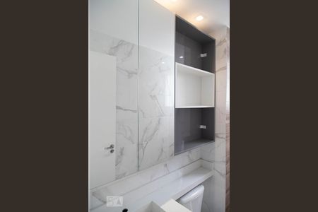 Apartamento para alugar com 45m², 2 quartos e 1 vaga Apartamento para alugar com 45m², 2 quartos e 1 vagaBanheiro