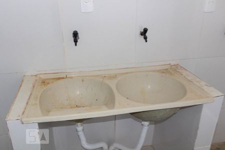 Casa para alugar com 90m², 2 quartos e 1 vagaÁrea de Serviço