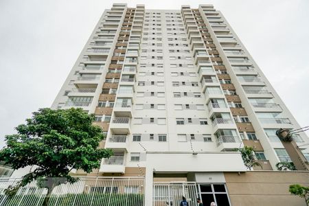Apartamento à venda com 57m², 2 quartos e 1 vaga Apartamento à venda com 57m², 2 quartos e 1 vagaFachada