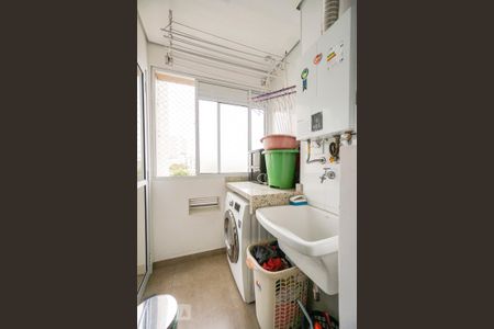 Apartamento à venda com 57m², 2 quartos e 1 vaga Apartamento à venda com 57m², 2 quartos e 1 vagaÁrea de serviço