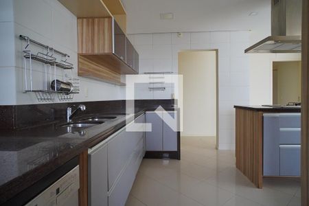 Apartamento para alugar com 248m², 3 quartos e 3 vagasCozinha