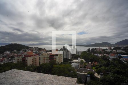 Vista de apartamento para alugar com 3 quartos, 180m² em João Paulo, Florianópolis