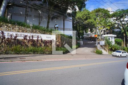Apartamento para alugar com 248m², 3 quartos e 3 vagasFachada