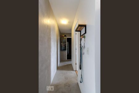 Corredor Quartos de apartamento para alugar com 2 quartos, 53m² em Vila Nova Mazzei, São Paulo