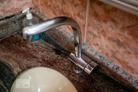 Casa à venda com 290m², 3 quartos e 2 vagas Casa à venda com 290m², 3 quartos e 2 vagasBanheiro da Suíte