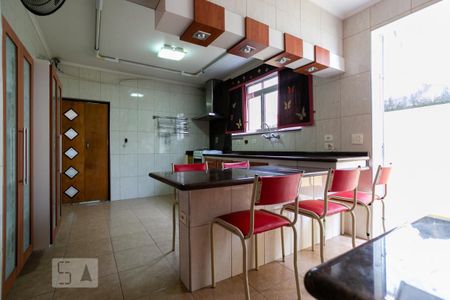 Casa à venda com 290m², 3 quartos e 2 vagas Casa à venda com 290m², 3 quartos e 2 vagasCozinha