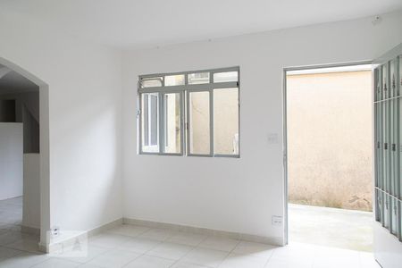 sala de casa para alugar com 1 quarto, 70m² em Vila Zat, São Paulo