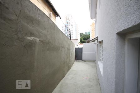 Casa para alugar com 45m², 1 quarto e sem vagaQuintal