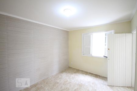 Quarto de casa para alugar com 1 quarto, 45m² em Bosque da Saúde, São Paulo