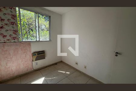 Quarto 1 de apartamento para alugar com 3 quartos, 53m² em Vargem Grande, Rio de Janeiro