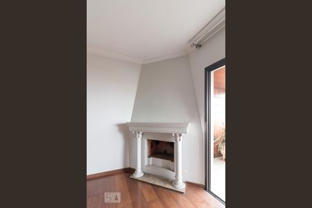 Sala - lareira de apartamento para alugar com 2 quartos, 148m² em Jardim Barbosa, Guarulhos