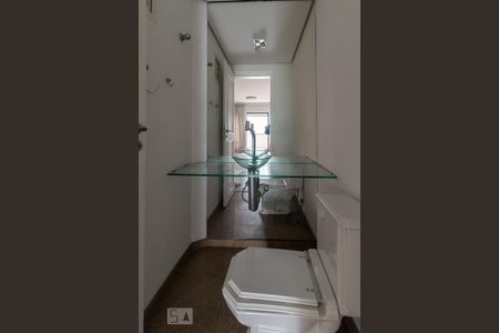 Lavabo de apartamento para alugar com 2 quartos, 148m² em Jardim Barbosa, Guarulhos