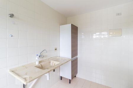 Apartamento para alugar com 56m², 2 quartos e 1 vaga Apartamento para alugar com 56m², 2 quartos e 1 vagaCozinha e Área de Serviço