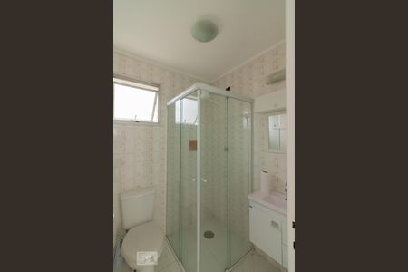 Banheiro de apartamento para alugar com 1 quarto, 35m² em Indianópolis, São Paulo