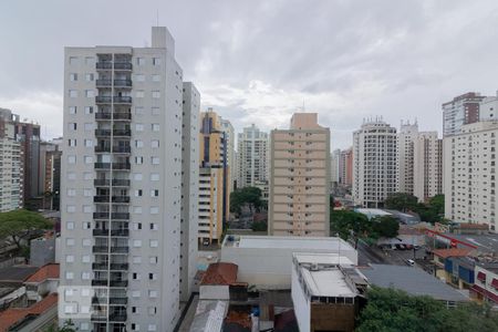 Vista Sala de apartamento para alugar com 1 quarto, 35m² em Indianópolis, São Paulo