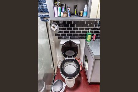 Apartamento para alugar com 36m², 2 quartos e sem vaga Apartamento para alugar com 36m², 2 quartos e sem vagaBanheiro