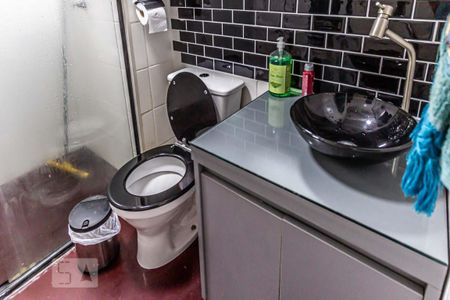 Apartamento para alugar com 36m², 2 quartos e sem vaga Apartamento para alugar com 36m², 2 quartos e sem vagaBanheiro