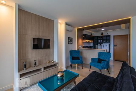 Sala de casa de condomínio para alugar com 1 quarto, 45m² em Tamboré, Santana de Parnaíba