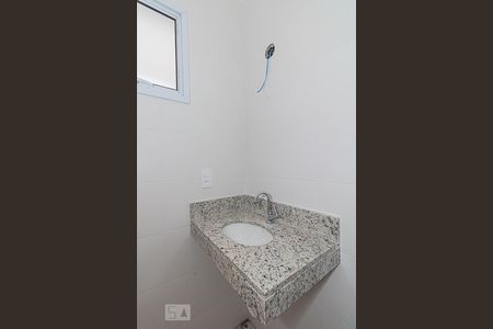 Banheiro de apartamento à venda com 2 quartos, 61m² em Vila Leonor, São Paulo