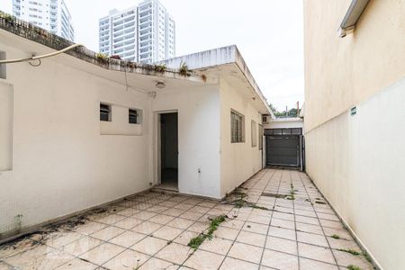Casa para alugar com 130m², 3 quartos e 2 vagasQuintal 